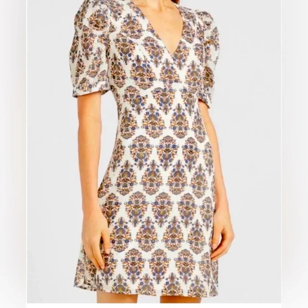 Express Puff Sleeve Floral Paisley Dress size Medium like new condition